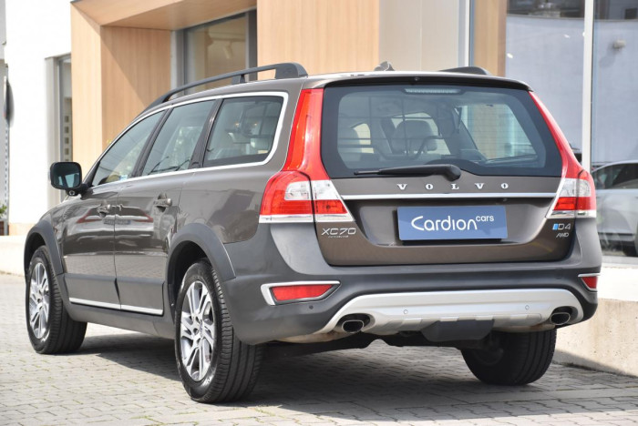 Volvo XC70 D4 AWD SUMMUM REZERVACE 2.4 d Summum