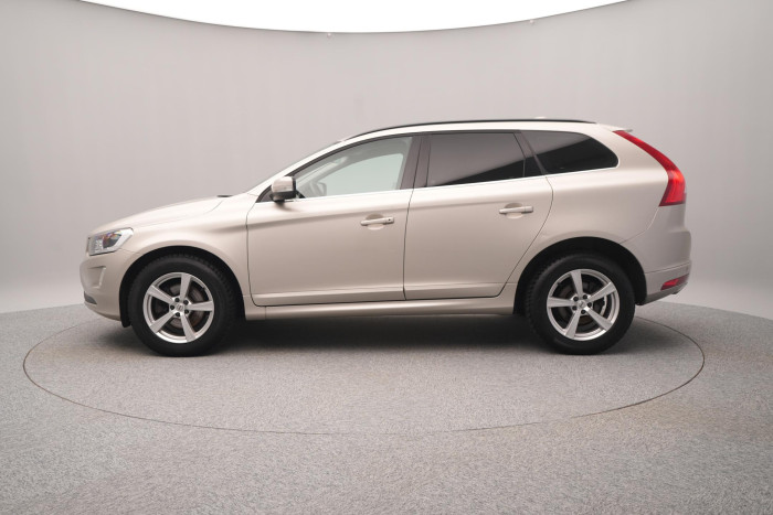 Volvo XC60 D4 SUMMUM AUT CZ 2.4 d Summum