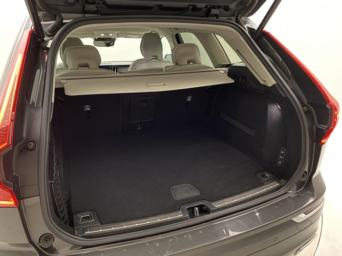 Volvo XC60 B5 AWD INSCRIPTION AUT