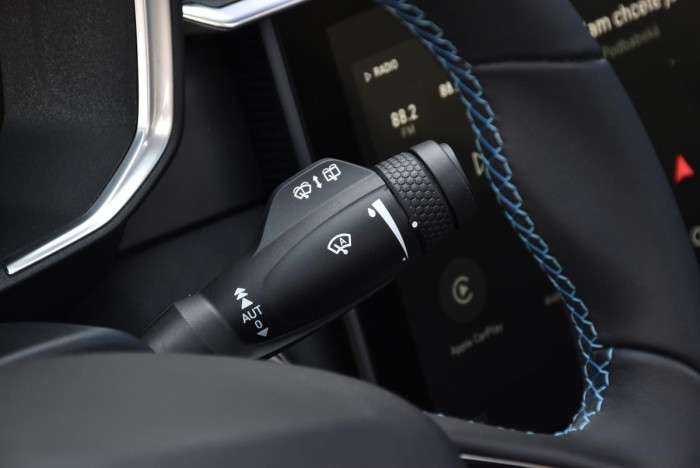 Lynk & Co 01 PHEV DCT AUT 1.maj.