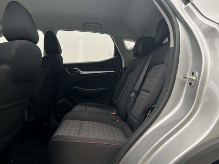 MG ZS 1.5 ESSENTIAL PLUS CZ
