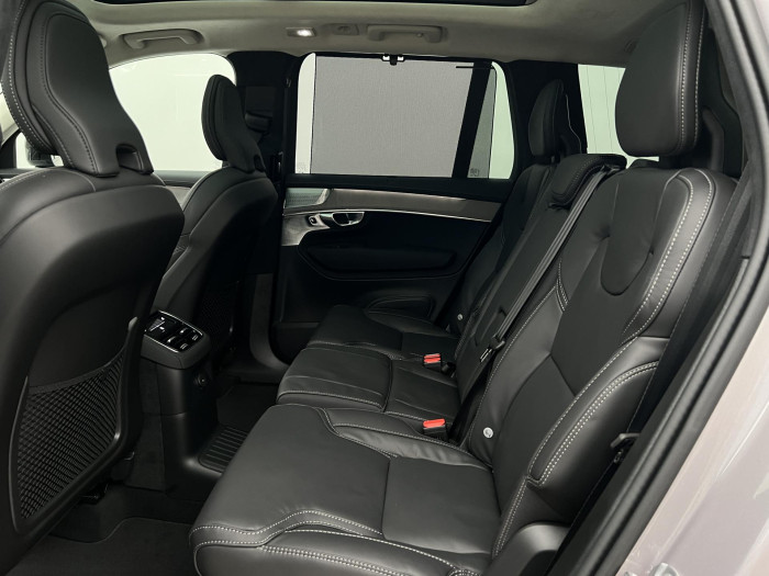 Volvo XC90 T8 AWD RECHARGE DARK ULTRA AUT