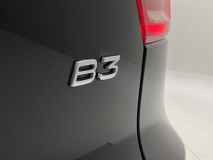 Volvo XC40 B3 DARK PLUS AUT CZ