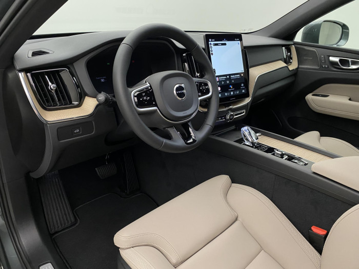 Volvo XC60 B5 AWD AUT BRIGHT PLUS