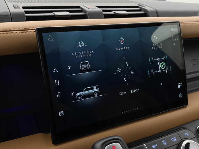 Land Rover Defender D300 HSE AUT AWD REZERVACE 3.0 d