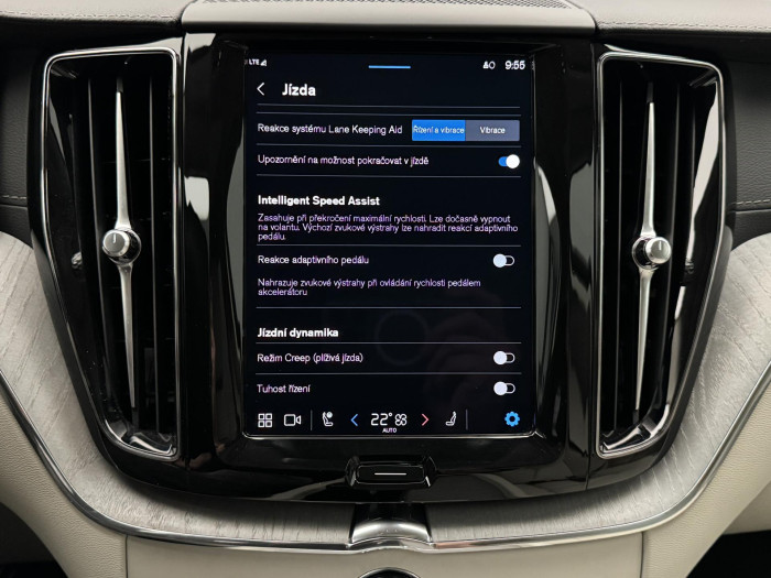 Volvo XC60 T6 AWD RECHARGE PLUS BRIGHT CZ