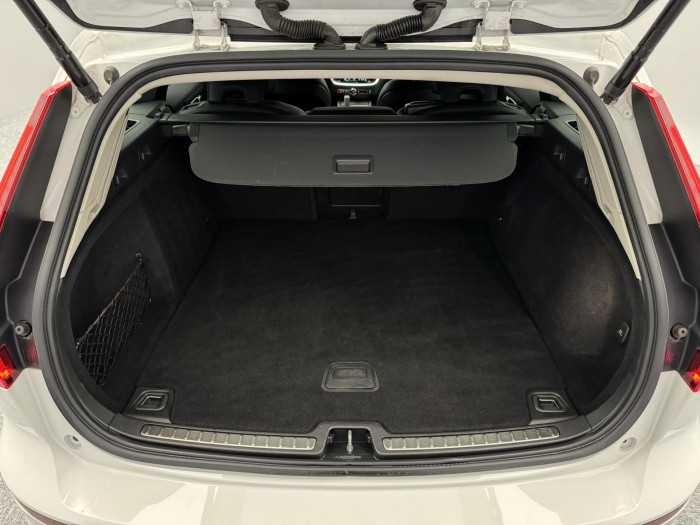 Volvo V60 CC B4 AWD MOMENTUM AUT 2.0 CC CC Momentum