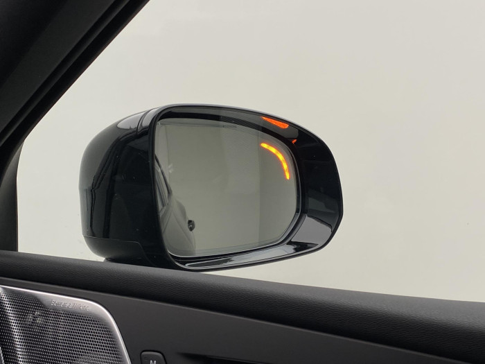 Volvo XC60 B5 AWD ULTRA BLACK EDITION CZ 2.0 Edition