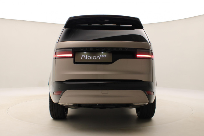 Land Rover Discovery D250 Dynamic SE REZERVACE 3.0 d Dynamic SE