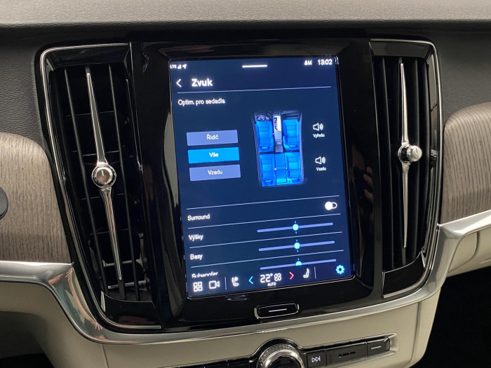 Volvo V90 B4 AWD CORE AUT CZ