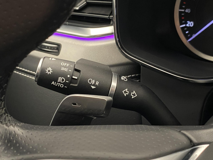 Jaguar F-Pace P250 R-DYNAMIC SE AWD AUT 2.0 Dynamic SE