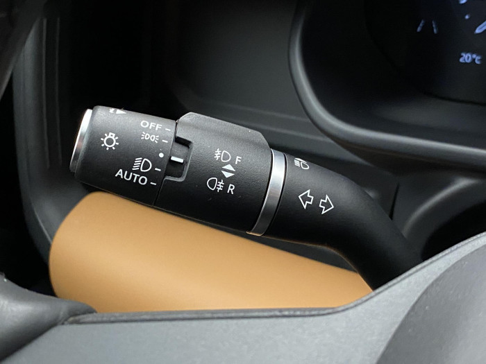 Land Rover Defender 130 D300 HSE AWD AUT CZ 3.0 d