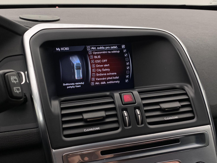 Volvo XC60 D4 AWD MOMENTUM AUT 2.4 d Momentum