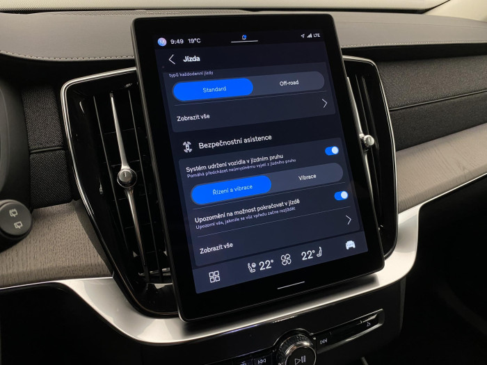 Volvo XC90 B5 AWD PLUS BRIGHT AUT CZ 7m