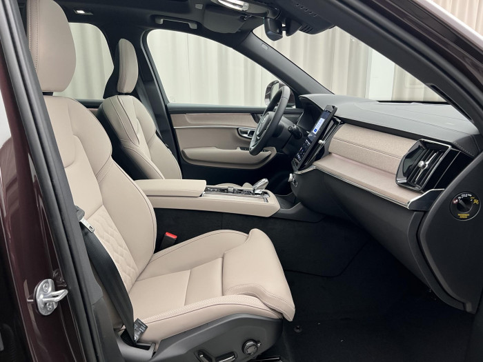 Volvo XC90 B5 AWD AUT BRIGHT PLUS 7-míst