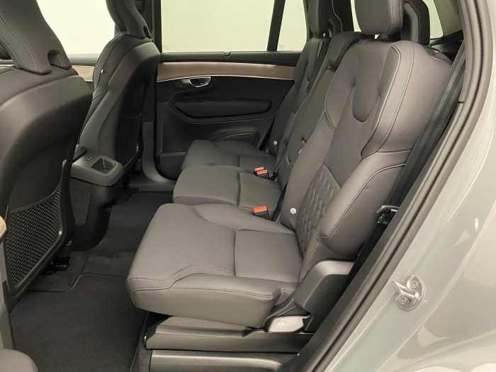 Volvo XC90 B5 AWD AUT DARK PLUS 7míst