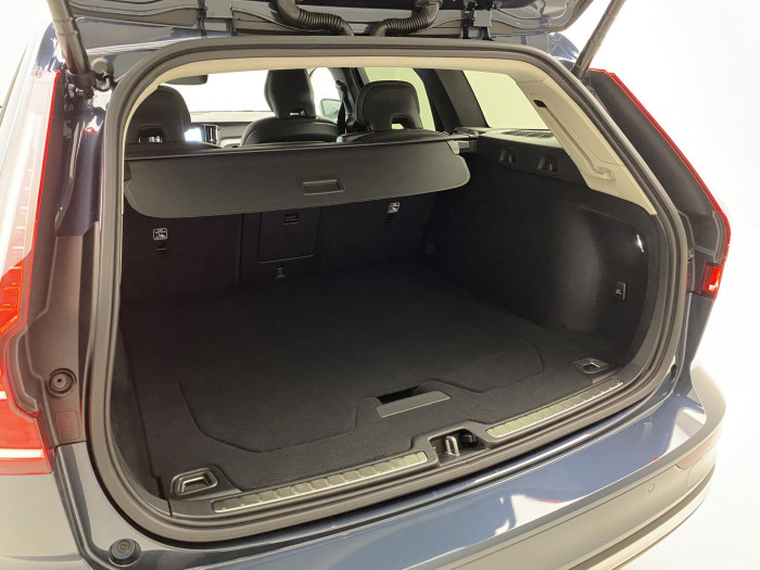 Volvo V60 B4 AUT BRIGHT PLUS