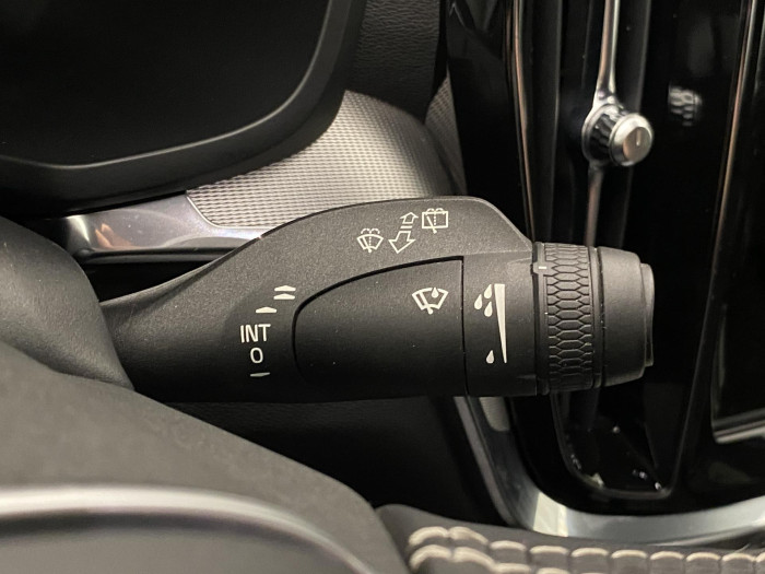 Volvo V60 B5 R-DESIGN AUT CZ