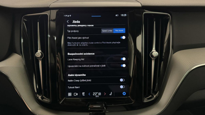 Volvo XC60 T6 AWD RECHARGE  AUT REZERVACE