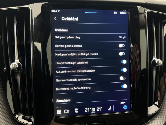 Volvo XC60 T6 AWD RECHARGE PLUS DARK AUT