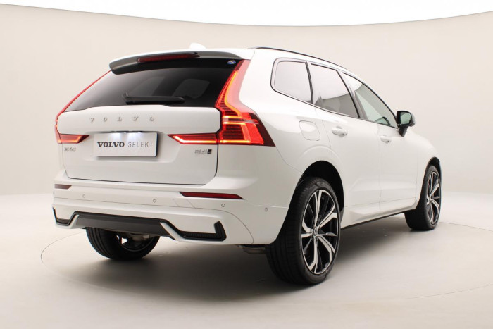 Volvo XC60 B4 AWD DARK ULTIMATE CZ 1.maj