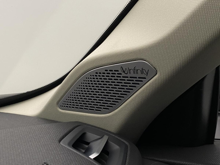 Lynk & Co 01 PHEV DCT AUT 1.maj.