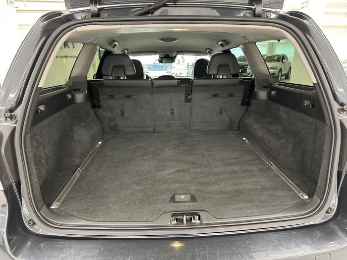 Volvo V70 D4 AWD SUMMUM AUT REZERVACE 2.4 d Summum