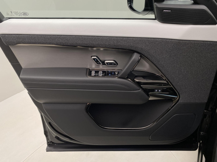 Land Rover Range Rover Sport D250 DYNAMIC SE AWD AUT 3.0 d Dynamic SE