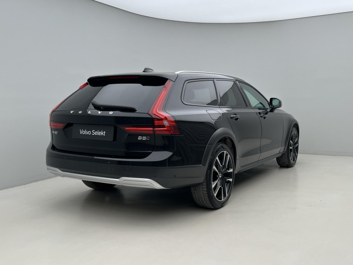 Volvo V90 CC B5 AWD ULTIMATE Rezervace 2.0 CC CC