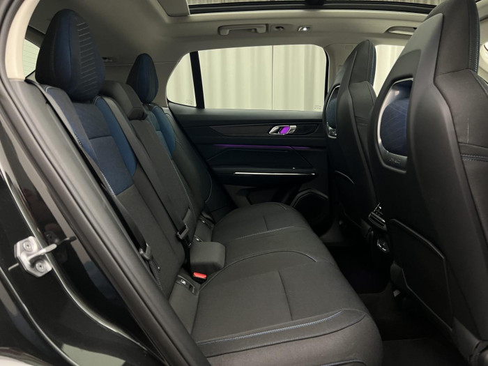 Lynk & Co 01 HEV Aut