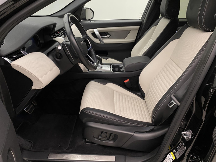 Land Rover Discovery Sport D200 AWD R-DYNAMIC REZERVACE 2.0 d Dynamic