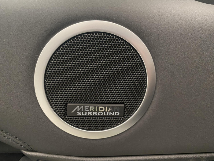 Land Rover Discovery D300 HSE AWD AUT 7míst 3.0 d