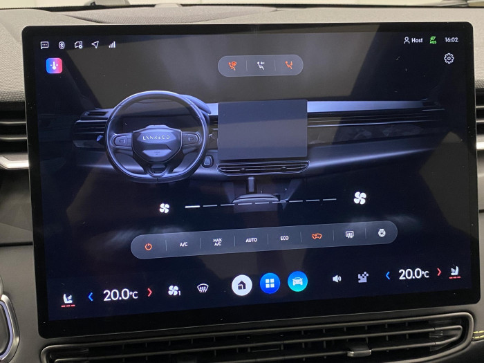 Lynk & Co 01 MORE PHEV