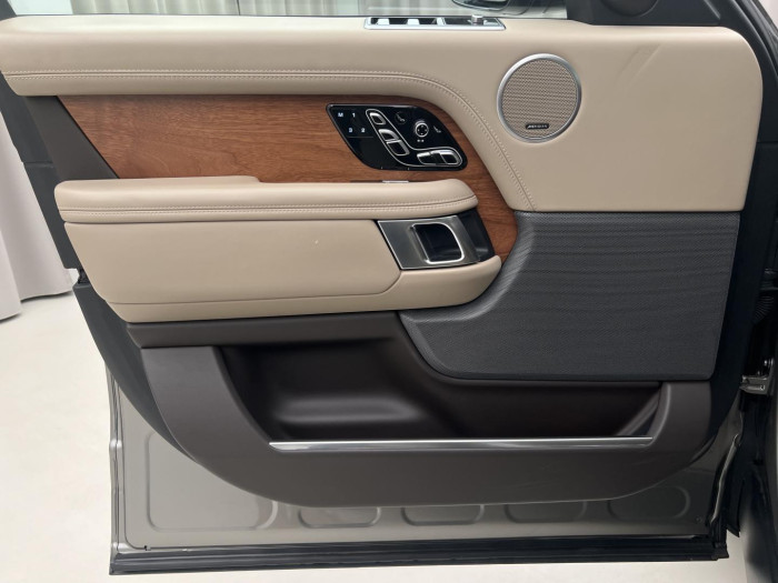 Land Rover Range Rover 5.0 V8 AUTOBIOGRAPHY APPROVED 5.0 V8