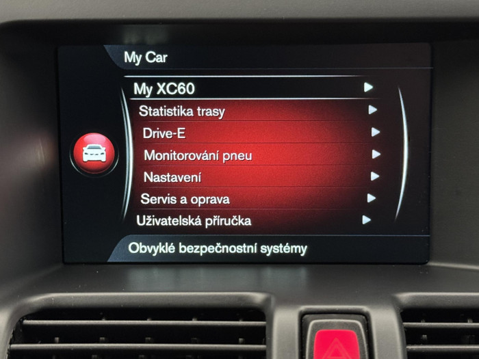 Volvo XC60 D4 AWD CLASSIC 2.4 d Classic Classic