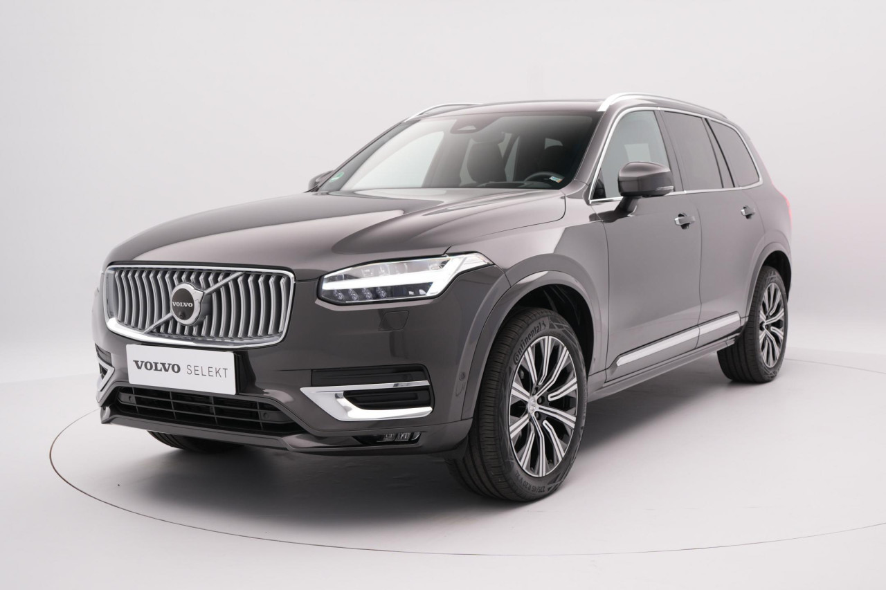 Volvo XC90 B5 AWD ULTIMATE REZERVACE