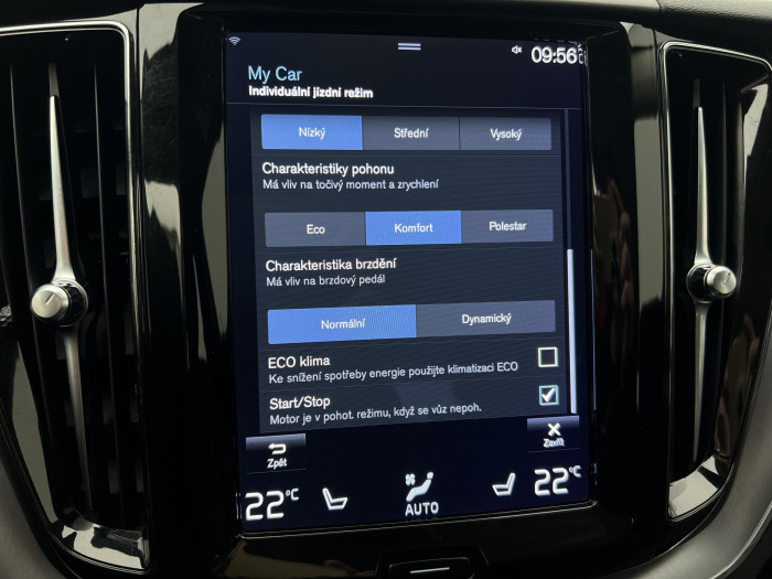Volvo XC60 B4 AWD MOMENTUM POLESTAR AUT 2.0 Momentum