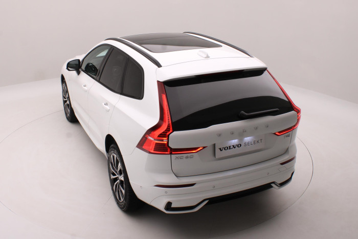 Volvo XC60 T6 AWD PLUG-IN DARK PLUS AUT