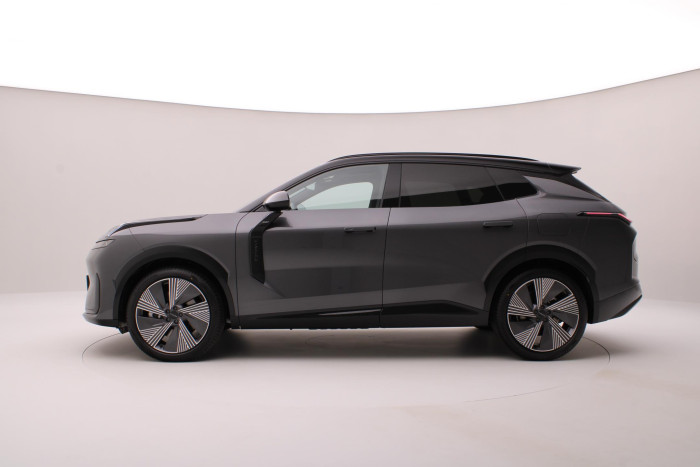 Lynk & Co 08 MORE PHEV