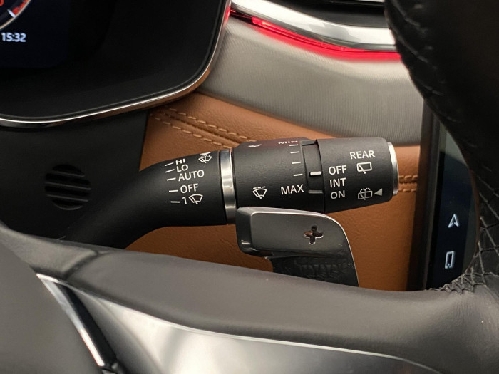 Jaguar F-Pace REZERVACE