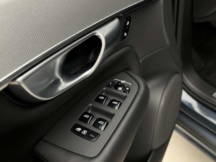 Volvo XC90 B5 AWD PLUS BRIGHT 7MÍST AUT