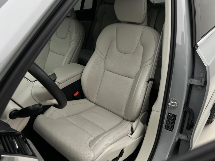Volvo XC90 T8 AWD RECHARGE ULTRA BRIGHT