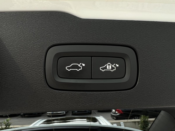 Volvo V60 T6 AWD INSCRIPTION REZERVACE