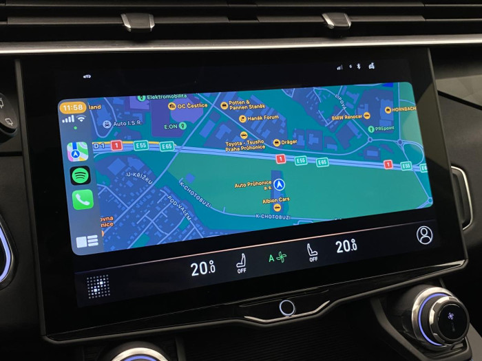 Lynk & Co 01 PHEV DCT AUT REZERVACE