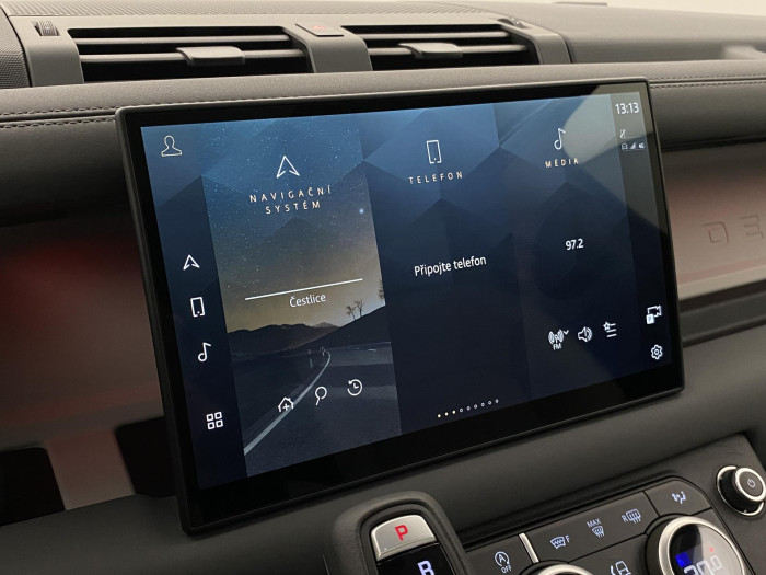 Land Rover Defender 110 D250X-DYNAMIC SE REZERVACE 3.0 d Dynamic SE