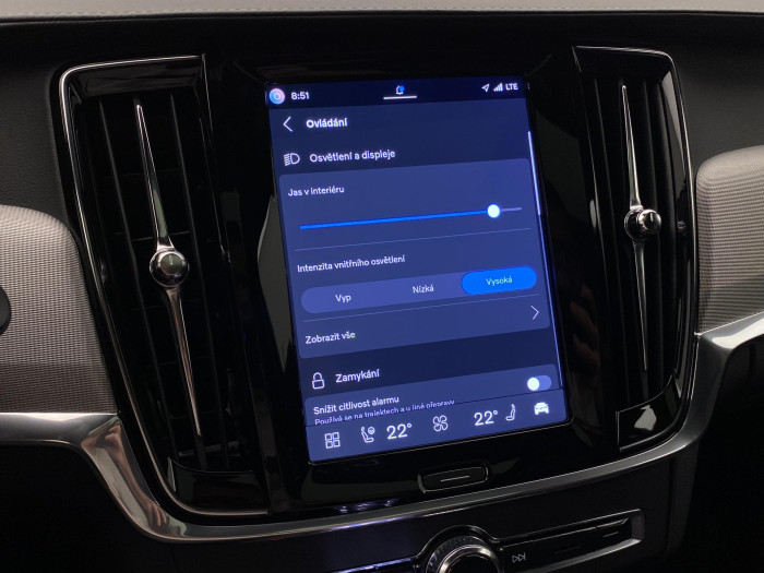 Volvo V90 T6 AWD PLUG-IN DARK ULTRA