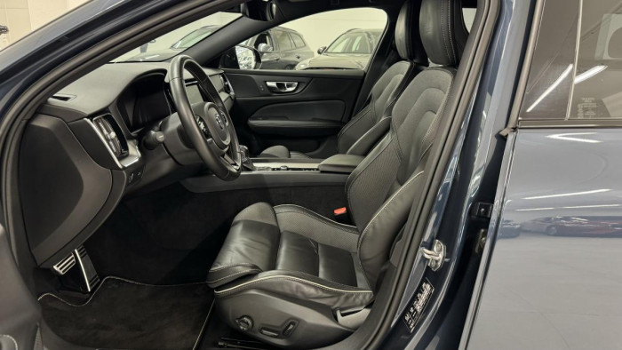Volvo V60 D4 R-DESIGN POLESTAR REZERVACE 2.0 d