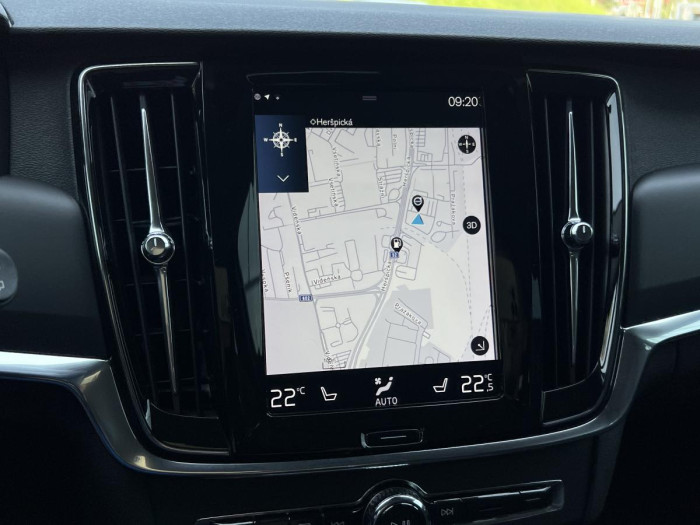 Volvo V90 D4 Aut 1.maj. NAVIGACE 2.0 d