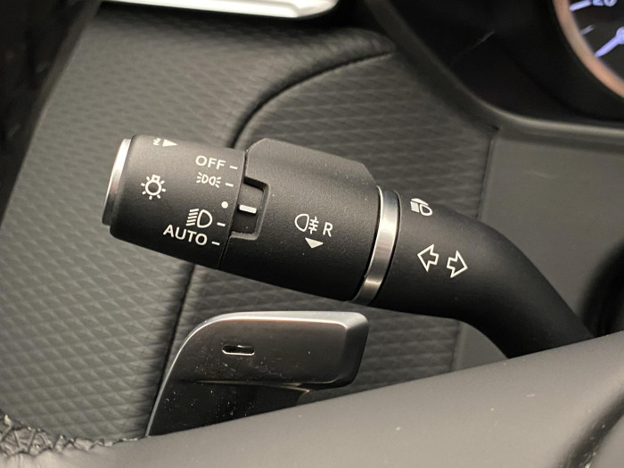 Land Rover Range Rover Velar D200 R-DYNAMIC SE AWD AUT 2.0 d Dynamic SE