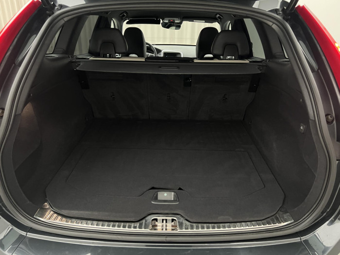 Volvo XC60 D4 AWD MOMENTUM AUT 2.4 d Momentum